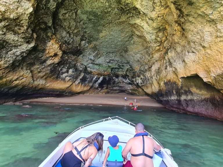 Benagil Cave Tour - Corporate Event - Experience unforgettable maritime voyages with our Boat Trips! Exclusive experience with our dedicated crew.